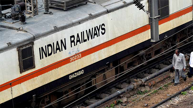 indian-railways-to-recharge-passengers-mobile-mplive