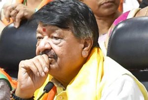 bjp-leader-kailash-vijaywargiya-eating-cereals-after-20-years-mplive