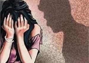 mp-sexual-harassment-teenager-dancing-in-party-in-bhopal-mplive