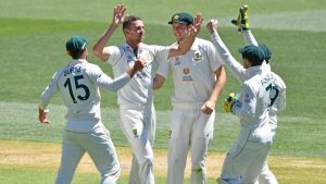 cricket-ind-vs-aus-india-all-out-at-its-lowest-score-36-runs-mplive