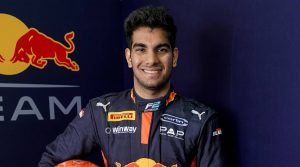 jehan-daruvala-creates-history-becomes-first-indian-to-win-f2-race-mplive