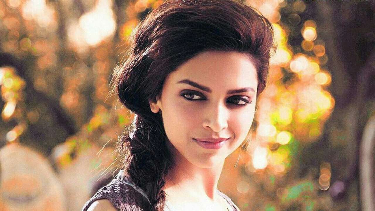 deepika-padukone-listed-as-the-most-valued-female-celebrity-in-india-mplive