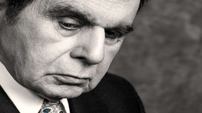 legendary-actor-dilip-kumar-passed-away