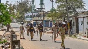 curfew-in-in-madhya-pradeshs-khargone-after-violence