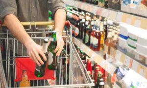 jammu-and-kashmir-grocery-shops-departmental-stores-to-sell-beer