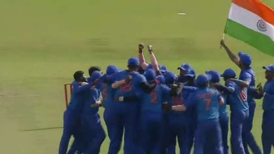 cricketers-won-the-world-cup-are-unemployed