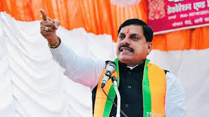 madhya-pradesh-cm-ratlam-reprimanded-sp